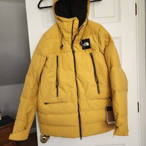 NWT Women's North Face Pallie Down Jacket